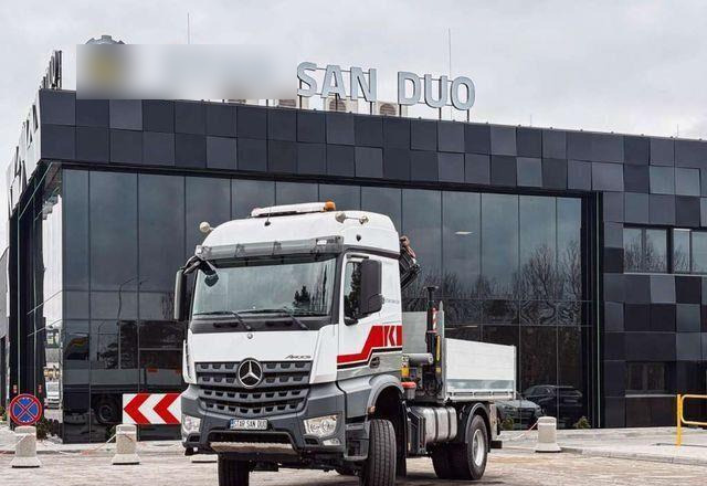 Mercedes-Benz AROCS 1851 PALFINGER PK 20002 Crane Kran - משאית צד נופל/ שטוחה, משאית מנוף: תמונה 2 Mercedes-Benz AROCS 1851 PALFINGER PK 20002 Crane Kran - משאית צד נופל/ שטוחה, משאית מנוף: תמונה 2