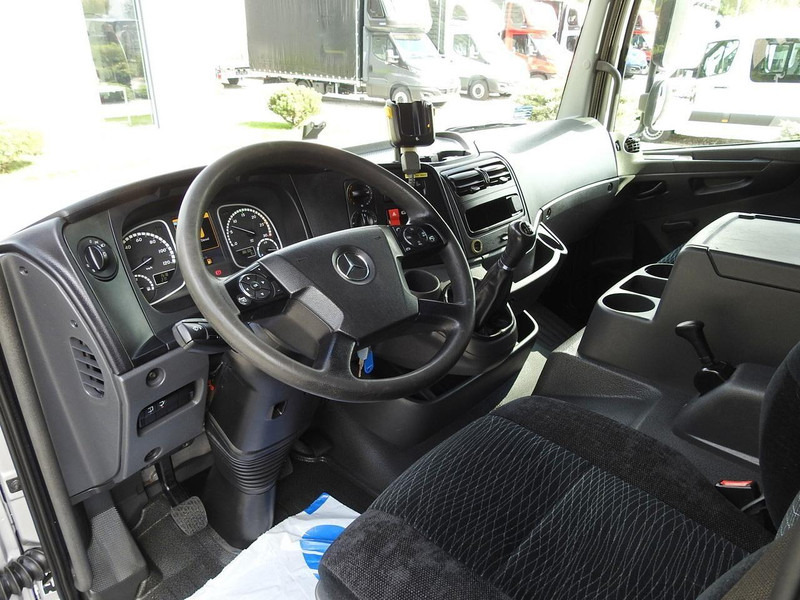 Mercedes-Benz ATEGO 1221 PLANDEKA WINDA 16 PALET WEBASTO KLIMATYZACJA PNEUMATY - משאית וילונות צד: תמונה 2 Mercedes-Benz ATEGO 1221 PLANDEKA WINDA 16 PALET WEBASTO KLIMATYZACJA PNEUMATY - משאית וילונות צד: תמונה 2