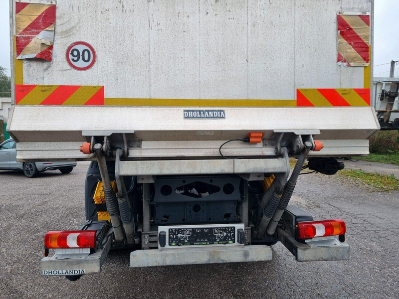 Mercedes-Benz ATEGO 1323 4x4 Refrigerated CARRIER XARIOS 600MT + Tail Lift - משאית קירור: תמונה 4 Mercedes-Benz ATEGO 1323 4x4 Refrigerated CARRIER XARIOS 600MT + Tail Lift - משאית קירור: תמונה 4