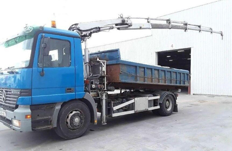 Mercedes-Benz Actros 1835 - משאית צד נופל/ שטוחה, משאית מנוף: תמונה 1 Mercedes-Benz Actros 1835 - משאית צד נופל/ שטוחה, משאית מנוף: תמונה 1