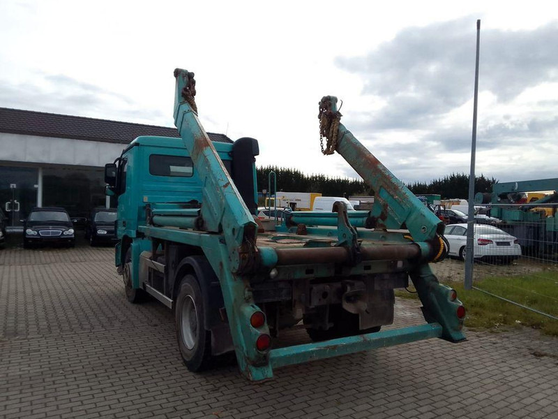 Mercedes-Benz Actros 1836 - משאית דילוג העמסה: תמונה 4 Mercedes-Benz Actros 1836 - משאית דילוג העמסה: תמונה 4