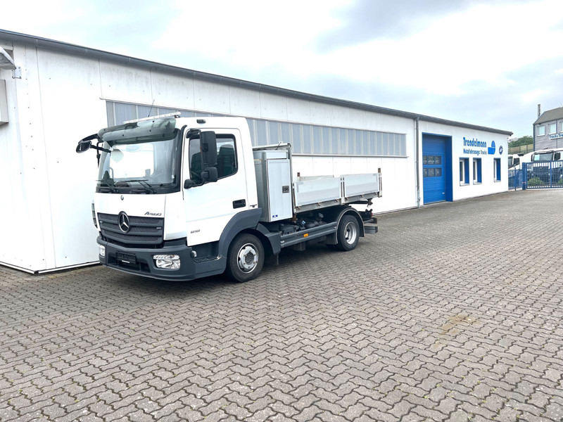 Mercedes-Benz Atego 3 8.18 4x2 3 Seiten Kipper - מזהיר: תמונה 4 Mercedes-Benz Atego 3 8.18 4x2 3 Seiten Kipper - מזהיר: תמונה 4