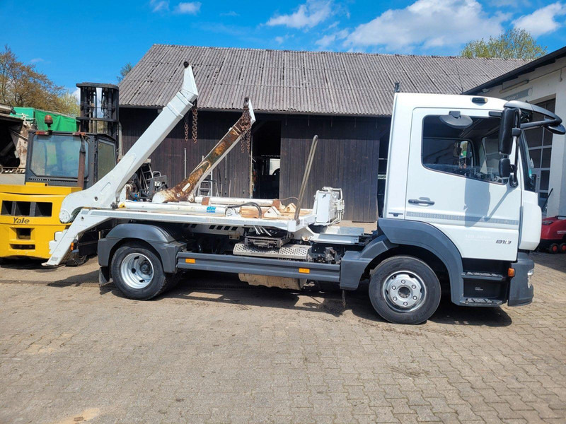 Mercedes-Benz Atego 818 Skip loader - משאית דילוג העמסה: תמונה 4 Mercedes-Benz Atego 818 Skip loader - משאית דילוג העמסה: תמונה 4