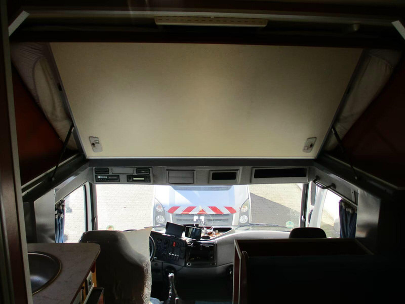 משאית סוסים Mercedes-Benz Axor 1833 - Horse transporter: תמונה 13