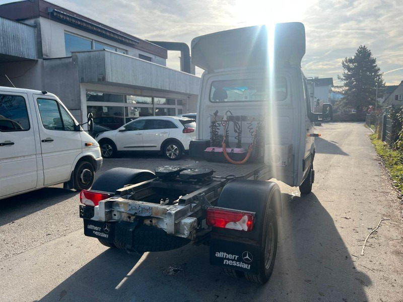 Mercedes-Benz SPRINTER 519 - יחידת טרקטור: תמונה 3 Mercedes-Benz SPRINTER 519 - יחידת טרקטור: תמונה 3