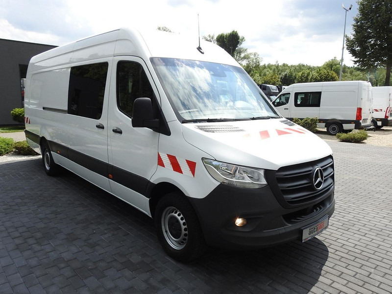Mercedes-Benz SPRINTER FURGON BRYGADÓWKA 5 MIEJSC TEMPOMAT NAWIGACJA KLIMATYZ - מיניבוס, כלי רכב מסחרי לנוסעים: תמונה 4 Mercedes-Benz SPRINTER FURGON BRYGADÓWKA 5 MIEJSC TEMPOMAT NAWIGACJA KLIMATYZ - מיניבוס, כלי רכב מסחרי לנוסעים: תמונה 4
