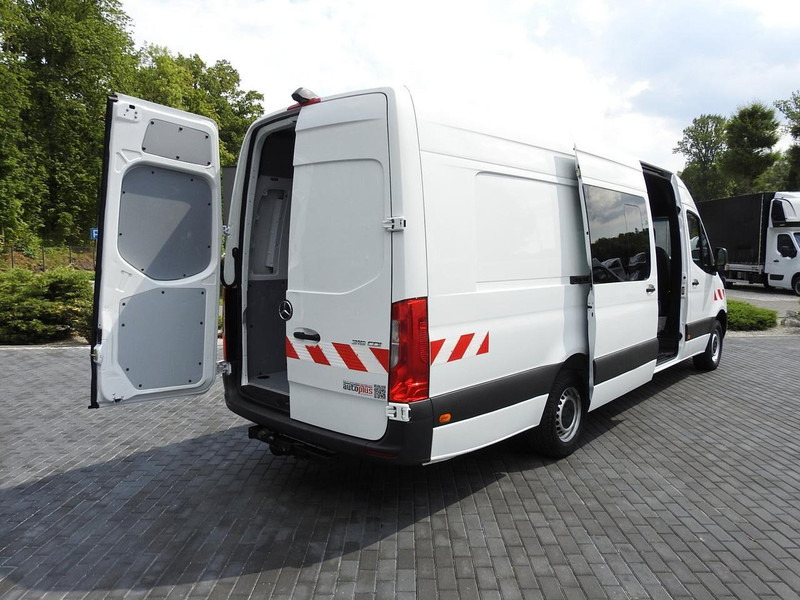 Mercedes-Benz SPRINTER FURGON BRYGADÓWKA 5 MIEJSC TEMPOMAT NAWIGACJA KLIMATYZ - מיניבוס, כלי רכב מסחרי לנוסעים: תמונה 3 Mercedes-Benz SPRINTER FURGON BRYGADÓWKA 5 MIEJSC TEMPOMAT NAWIGACJA KLIMATYZ - מיניבוס, כלי רכב מסחרי לנוסעים: תמונה 3