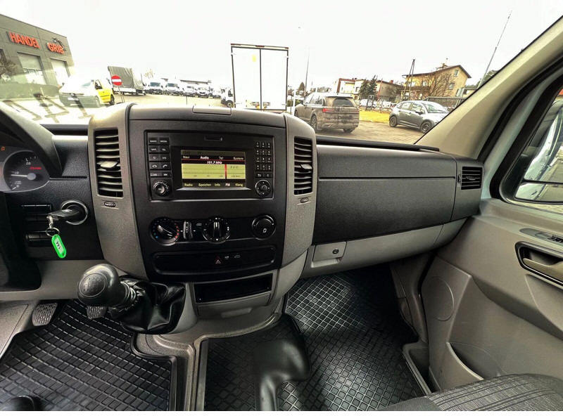 הַחכָּרָה Mercedes-Benz Sprinter 316 CDI Doka Double Cabin 7-seater Box Mercedes-Benz Sprinter 316 CDI Doka Double Cabin 7-seater Box: תמונה 16