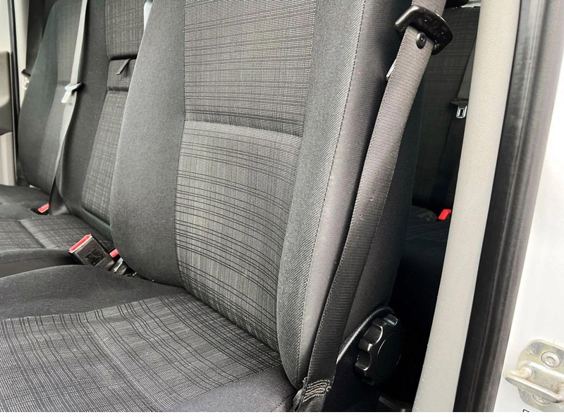 הַחכָּרָה Mercedes-Benz Sprinter 316 CDI Doka Double Cabin 7-seater Box Mercedes-Benz Sprinter 316 CDI Doka Double Cabin 7-seater Box: תמונה 11