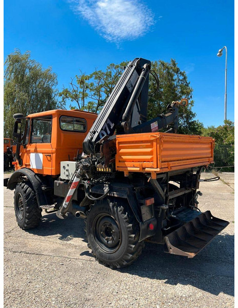 Mercedes-Benz UNIMOG U-900 - שתיל גינה: תמונה 4 Mercedes-Benz UNIMOG U-900 - שתיל גינה: תמונה 4