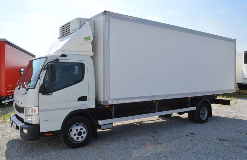 Mitsubishi CANTER FUSO 9C18 REFRIGERATOR + DOOR ISOTHERM CONTAINER - משאית קירור: תמונה 2 Mitsubishi CANTER FUSO 9C18 REFRIGERATOR + DOOR ISOTHERM CONTAINER - משאית קירור: תמונה 2