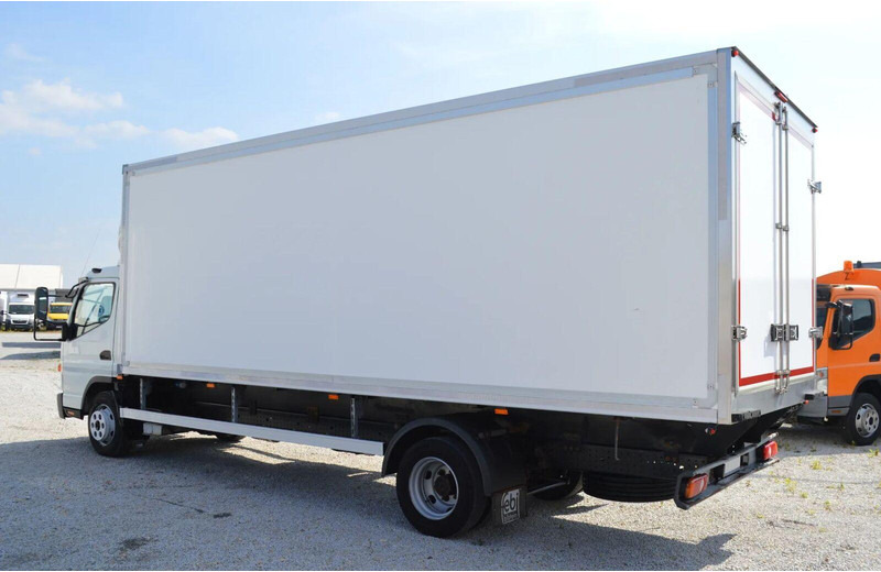 Mitsubishi CANTER FUSO 9C18 REFRIGERATOR + DOOR ISOTHERM CONTAINER - משאית קירור: תמונה 3 Mitsubishi CANTER FUSO 9C18 REFRIGERATOR + DOOR ISOTHERM CONTAINER - משאית קירור: תמונה 3