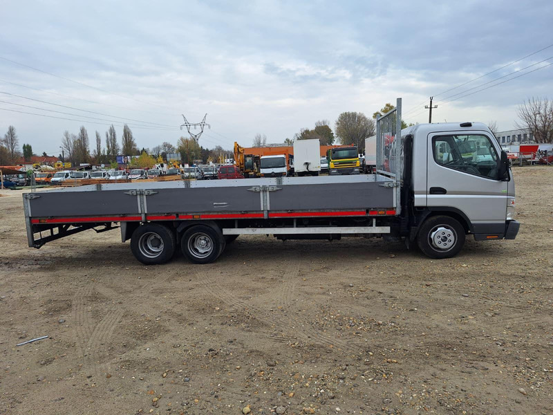 Mitsubishi Canter 3,0 d BE Clixtar Trekker + Veldhuizen BE Clixtar Pritsch - כלי רכב מסחרי: תמונה 4 Mitsubishi Canter 3,0 d BE Clixtar Trekker + Veldhuizen BE Clixtar Pritsch - כלי רכב מסחרי: תמונה 4