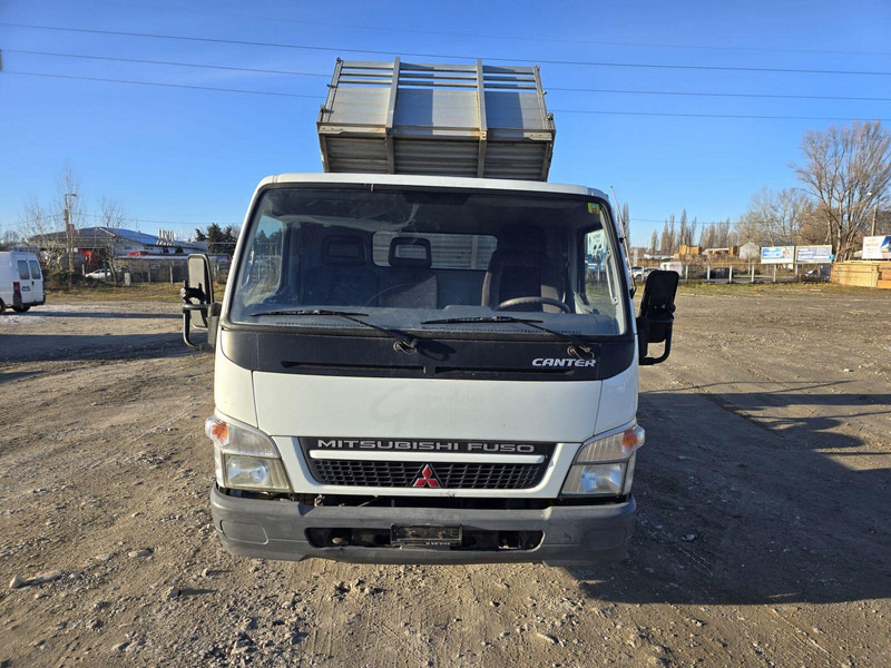 Mitsubishi Canter Fuso 3,0 d - 3 sided Tipper - כלי רכב מסחרי מזהיר: תמונה 3 Mitsubishi Canter Fuso 3,0 d - 3 sided Tipper - כלי רכב מסחרי מזהיר: תמונה 3