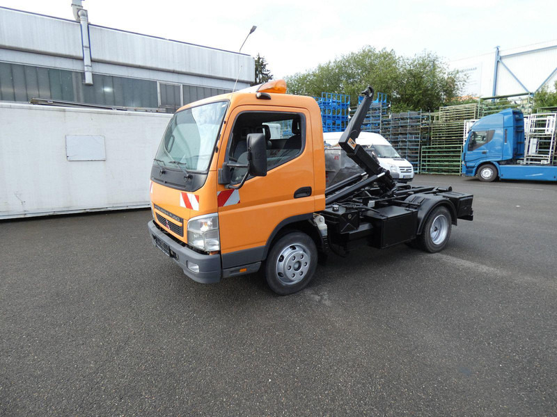 Mitsubishi Canter Fuso Abrollkipper - משאית צד נופל/ שטוחה, משאית מנוף: תמונה 1 Mitsubishi Canter Fuso Abrollkipper - משאית צד נופל/ שטוחה, משאית מנוף: תמונה 1