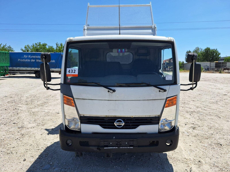 Nissan Cabstar 2,5 TDi - 3 sided Tipper - כלי רכב מסחרי מזהיר: תמונה 3 Nissan Cabstar 2,5 TDi - 3 sided Tipper - כלי רכב מסחרי מזהיר: תמונה 3
