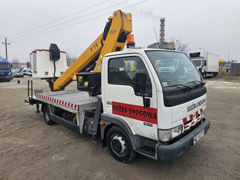 Nissan Cabstar 35.10 - Socage Lifting Basket - 16m - משאית, משאית מנוף: תמונה 2 Nissan Cabstar 35.10 - Socage Lifting Basket - 16m - משאית, משאית מנוף: תמונה 2