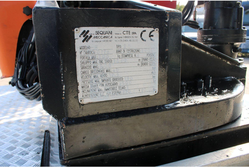 משאית, משאית מנוף Nissan Cabstar E 120 Sequani Z20 - 20 meter: תמונה 12 משאית, משאית מנוף Nissan Cabstar E 120 Sequani Z20 - 20 meter: תמונה 12