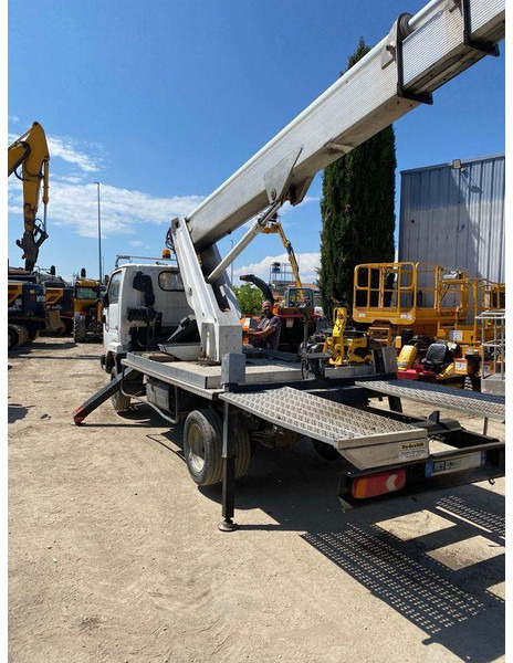 Nissan Cabstar Lifting basket 22 m - כלי רכב מסחרי: תמונה 2 Nissan Cabstar Lifting basket 22 m - כלי רכב מסחרי: תמונה 2