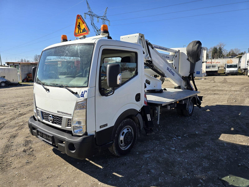 Nissan Cabstar NT 400 Oil & Steel Snake 2010H - 20m - 2 pieces - משאית, משאית מנוף: תמונה 2 Nissan Cabstar NT 400 Oil & Steel Snake 2010H - 20m - 2 pieces - משאית, משאית מנוף: תמונה 2