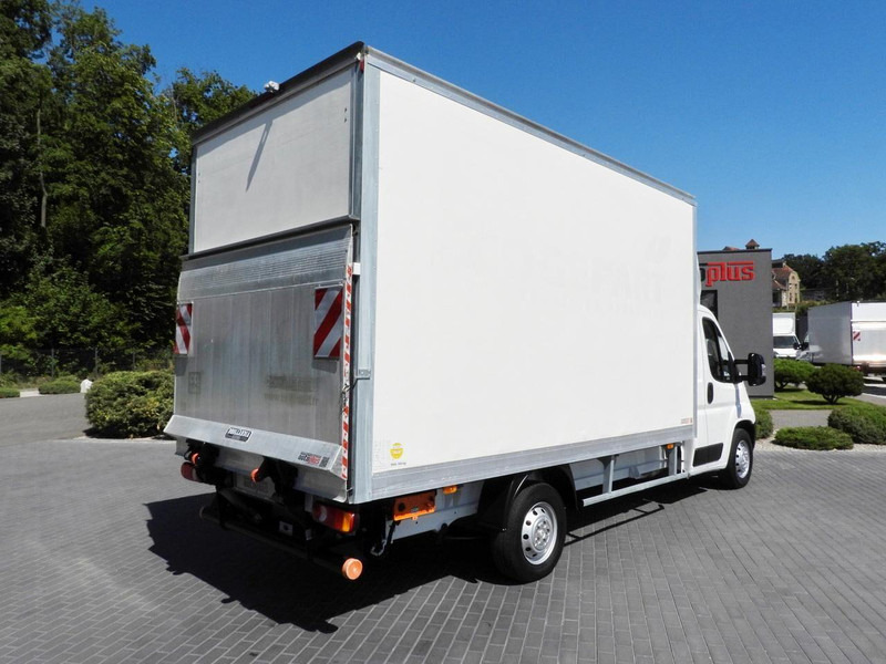 Peugeot BOXER KONTENER WINDA 8 PALET TEMPOMAT KLIMATYZACJA 130KM [ K249 - כלי רכב מסחרי עם תיבה: תמונה 3 Peugeot BOXER KONTENER WINDA 8 PALET TEMPOMAT KLIMATYZACJA 130KM [ K249 - כלי רכב מסחרי עם תיבה: תמונה 3