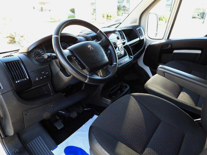 Peugeot BOXER PLANDEKA - כלי רכב מסחרי עם וילונות צד: תמונה 2 Peugeot BOXER PLANDEKA - כלי רכב מסחרי עם וילונות צד: תמונה 2