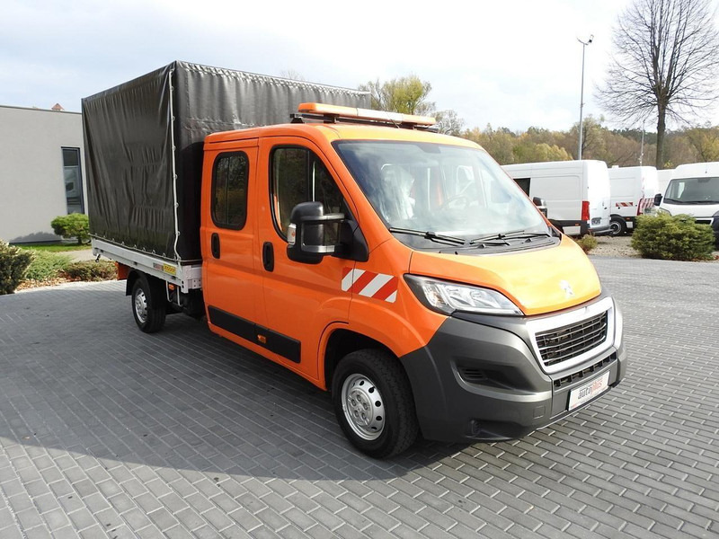 Peugeot BOXER SKRZYNIA PLANDEKA PODWÓJNA KABINA DOKA 7 MIEJSC KLIMATYZAC - כלי רכב מסחרי עם וילונות צד: תמונה 4 Peugeot BOXER SKRZYNIA PLANDEKA PODWÓJNA KABINA DOKA 7 MIEJSC KLIMATYZAC - כלי רכב מסחרי עם וילונות צד: תמונה 4