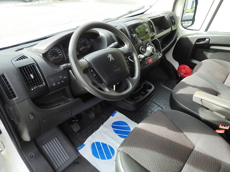 Peugeot BOXER SKRZYNIA PODWÓJNA KABINA DOKA 7 MIEJSC KLIMATYZACJA 140KM - כלי רכב מסחרי עם וילונות צד, כלי רכב מסחרי קומבי: תמונה 2 Peugeot BOXER SKRZYNIA PODWÓJNA KABINA DOKA 7 MIEJSC KLIMATYZACJA 140KM - כלי רכב מסחרי עם וילונות צד, כלי רכב מסחרי קומבי: תמונה 2