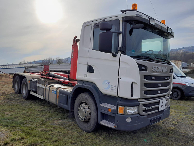 Scania G 440 6x4 - משאית צד נופל/ שטוחה, משאית מנוף: תמונה 4 Scania G 440 6x4 - משאית צד נופל/ שטוחה, משאית מנוף: תמונה 4