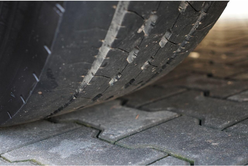 הַחכָּרָה Scania S 580 / V8 / ORGINALNA EDYCJA LIMITED / NR 010 / RETARDER / I-PA Scania S 580 / V8 / ORGINALNA EDYCJA LIMITED / NR 010 / RETARDER / I-PA: תמונה 18 הַחכָּרָה Scania S 580 / V8 / ORGINALNA EDYCJA LIMITED / NR 010 / RETARDER / I-PA Scania S 580 / V8 / ORGINALNA EDYCJA LIMITED / NR 010 / RETARDER / I-PA: תמונה 18