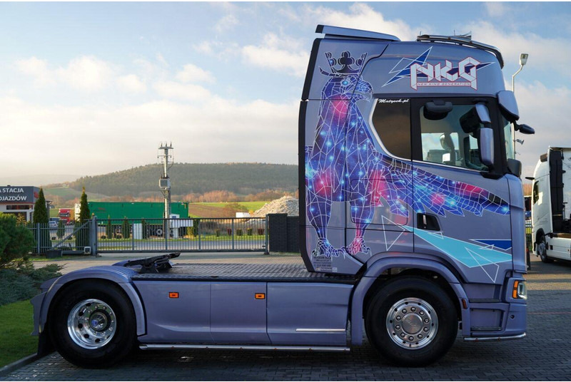 הַחכָּרָה Scania S 580 / V8 / ORGINALNA EDYCJA LIMITED / NR 010 / RETARDER / I-PA Scania S 580 / V8 / ORGINALNA EDYCJA LIMITED / NR 010 / RETARDER / I-PA: תמונה 9 הַחכָּרָה Scania S 580 / V8 / ORGINALNA EDYCJA LIMITED / NR 010 / RETARDER / I-PA Scania S 580 / V8 / ORGINALNA EDYCJA LIMITED / NR 010 / RETARDER / I-PA: תמונה 9