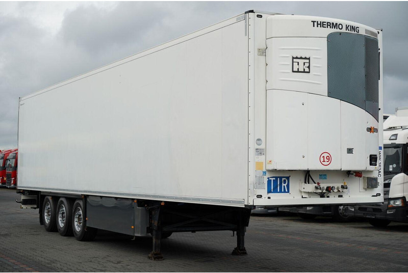 Schmitz Cargobull CHŁODNIA / THERMO KING SLX 300 / HAKÓWKA / HAKOWA / OŚ PODNOSZON - סמיטריילר עם קירור: תמונה 1 Schmitz Cargobull CHŁODNIA / THERMO KING SLX 300 / HAKÓWKA / HAKOWA / OŚ PODNOSZON - סמיטריילר עם קירור: תמונה 1