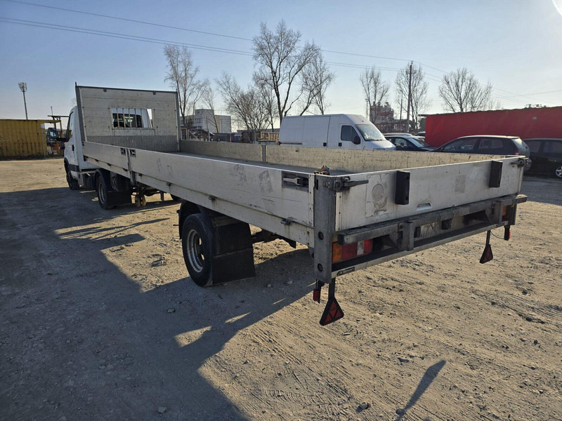 Simon - Pritsche BE semi-trailer - סמיטריילר צד נופל/ שטוח: תמונה 4 Simon - Pritsche BE semi-trailer - סמיטריילר צד נופל/ שטוח: תמונה 4