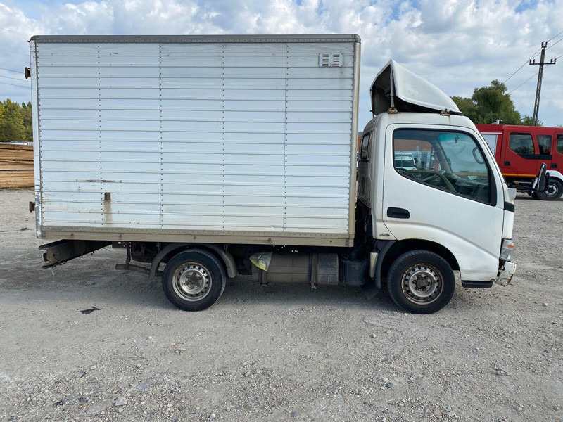 Toyota Dyna 100 3,0 D - Koffer - כלי רכב מסחרי עם תיבה: תמונה 4 Toyota Dyna 100 3,0 D - Koffer - כלי רכב מסחרי עם תיבה: תמונה 4