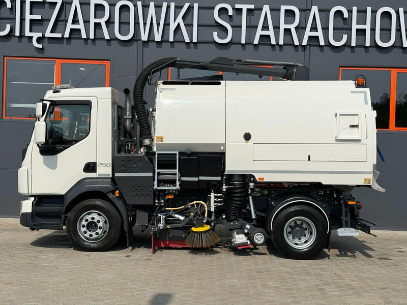 Volvo FL 15.250 - מטאטא כבישים: תמונה 2 Volvo FL 15.250 - מטאטא כבישים: תמונה 2