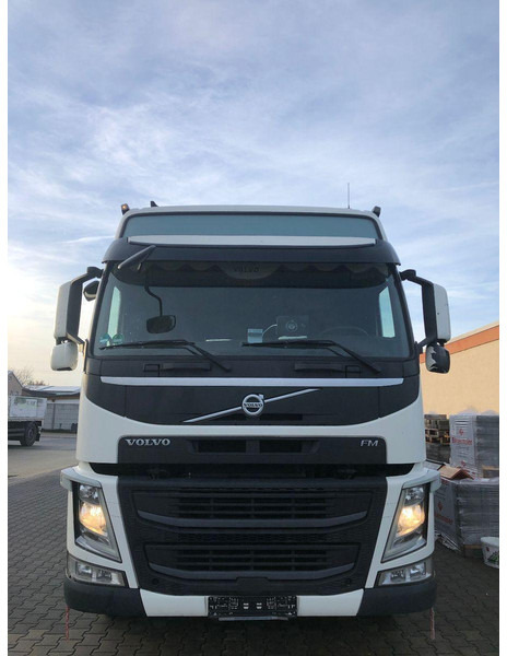 Volvo FM 460 - משאית צד נופל/ שטוחה, משאית מנוף: תמונה 2 Volvo FM 460 - משאית צד נופל/ שטוחה, משאית מנוף: תמונה 2