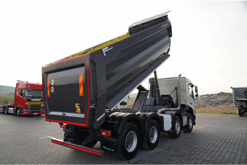 Volvo FMX 460 / 8x4 / WYWROTKA TYLNOZSYPOWA / MEILLER KIPPER / EURO 6 - מזהיר: תמונה 4 Volvo FMX 460 / 8x4 / WYWROTKA TYLNOZSYPOWA / MEILLER KIPPER / EURO 6 - מזהיר: תמונה 4