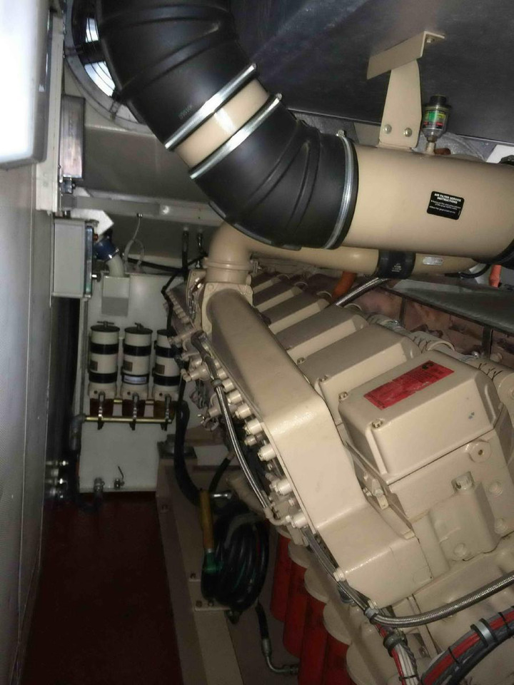 ערכת גנרטורים Cummins Generator 1425 KVA powerd by KTA50-G3 Super Silent: תמונה 13