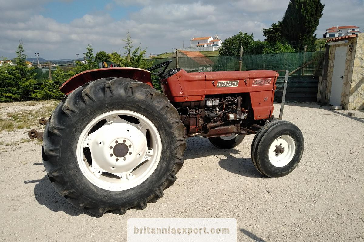 FIAT 640 Farm Tractor with Power Steering - טרקטור חקלאי: תמונה 4 FIAT 640 Farm Tractor with Power Steering - טרקטור חקלאי: תמונה 4