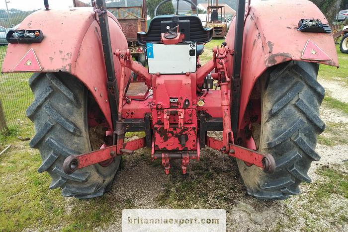 INTERNATIONAL 523 Farm Tractor | 2.9 diesel | 3 cylinder | - טרקטור חקלאי: תמונה 4 INTERNATIONAL 523 Farm Tractor | 2.9 diesel | 3 cylinder | - טרקטור חקלאי: תמונה 4