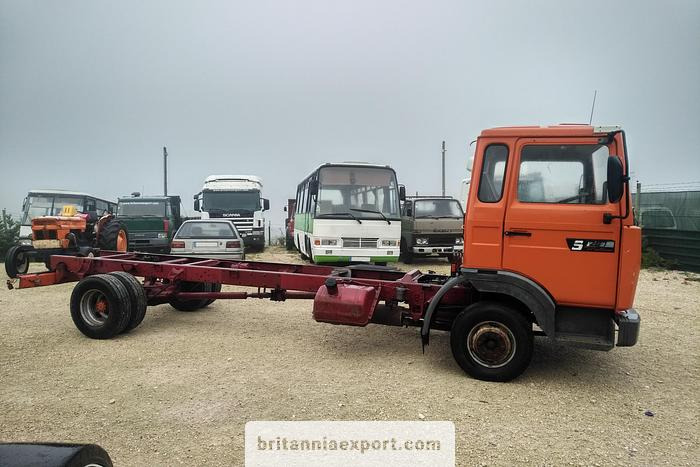 RENAULT Midliner S120 Turbo 7.7 Ton Chassis Cab Truck | ZF Manual | - משאית עם שלדת תא: תמונה 4 RENAULT Midliner S120 Turbo 7.7 Ton Chassis Cab Truck | ZF Manual | - משאית עם שלדת תא: תמונה 4