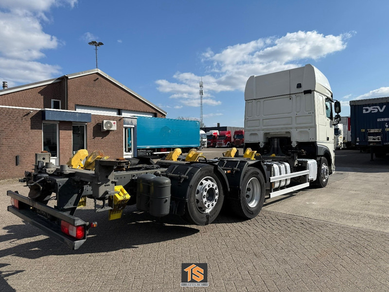 DAF XF 480 FAN SSC - LBW - RETARDER - BDF - KLIMA - GERMAN TRUCK - TOP! - מוביל מכולות/ משאית החלפת גוף: תמונה 4 DAF XF 480 FAN SSC - LBW - RETARDER - BDF - KLIMA - GERMAN TRUCK - TOP! - מוביל מכולות/ משאית החלפת גוף: תמונה 4