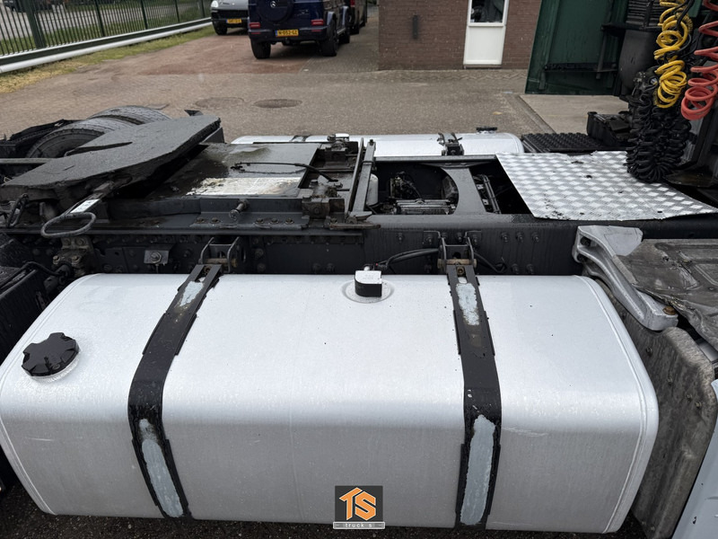 Volvo FH 460 - 2 TANKS - NL TOP TRUCK - HEBESATTEL - LIFTING FIFTH WHEEL - TUV 9/25 - יחידת טרקטור: תמונה 5 Volvo FH 460 - 2 TANKS - NL TOP TRUCK - HEBESATTEL - LIFTING FIFTH WHEEL - TUV 9/25 - יחידת טרקטור: תמונה 5
