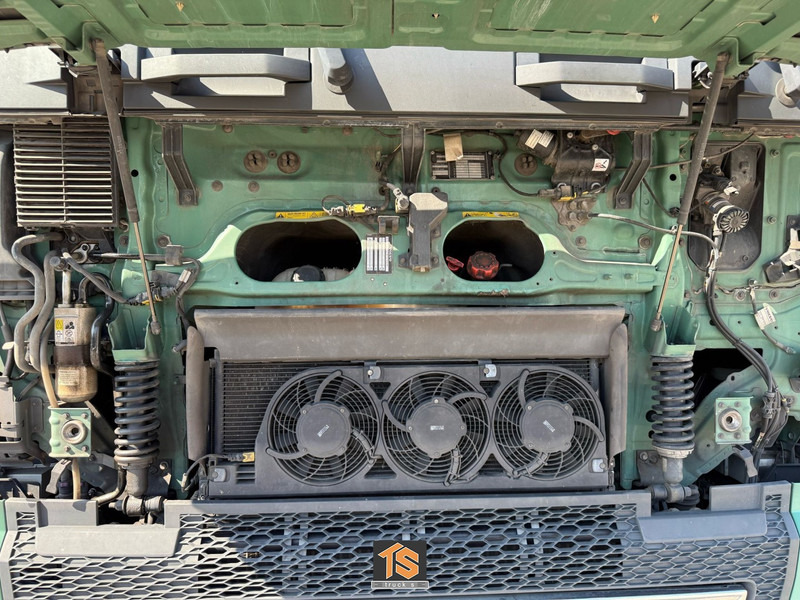 Volvo FH 460 - 2 TANKS - NL TOP TRUCK - TUV 9/25 - יחידת טרקטור: תמונה 4 Volvo FH 460 - 2 TANKS - NL TOP TRUCK - TUV 9/25 - יחידת טרקטור: תמונה 4