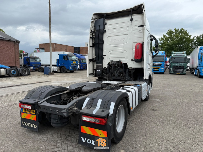 Volvo FH EURO 6 - AUTOMATIC - 2 TANKS - NL TRUCK - APK/TUV 02/2026 - NEW TACHO - TOP! - יחידת טרקטור: תמונה 4 Volvo FH EURO 6 - AUTOMATIC - 2 TANKS - NL TRUCK - APK/TUV 02/2026 - NEW TACHO - TOP! - יחידת טרקטור: תמונה 4