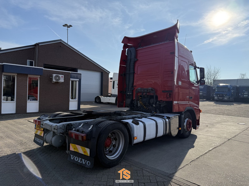 Volvo FH MEGA - 440 - AUTOMATIC - EURO 5 - יחידת טרקטור: תמונה 3 Volvo FH MEGA - 440 - AUTOMATIC - EURO 5 - יחידת טרקטור: תמונה 3