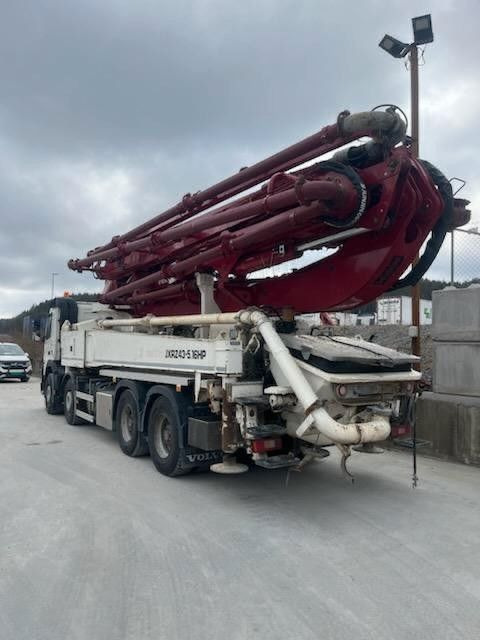 Volvo FMX500 8x4 / JUN JIN 43 mtr pump - משאית משאבת בטון: תמונה 4 Volvo FMX500 8x4 / JUN JIN 43 mtr pump - משאית משאבת בטון: תמונה 4