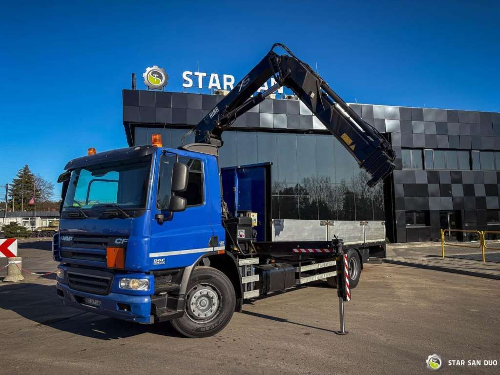 DAF CF 65 4x2 HIAB 144 E-3 HDS Crane Euro 5 - משאית מנוף: תמונה 1 DAF CF 65 4x2 HIAB 144 E-3 HDS Crane Euro 5 - משאית מנוף: תמונה 1
