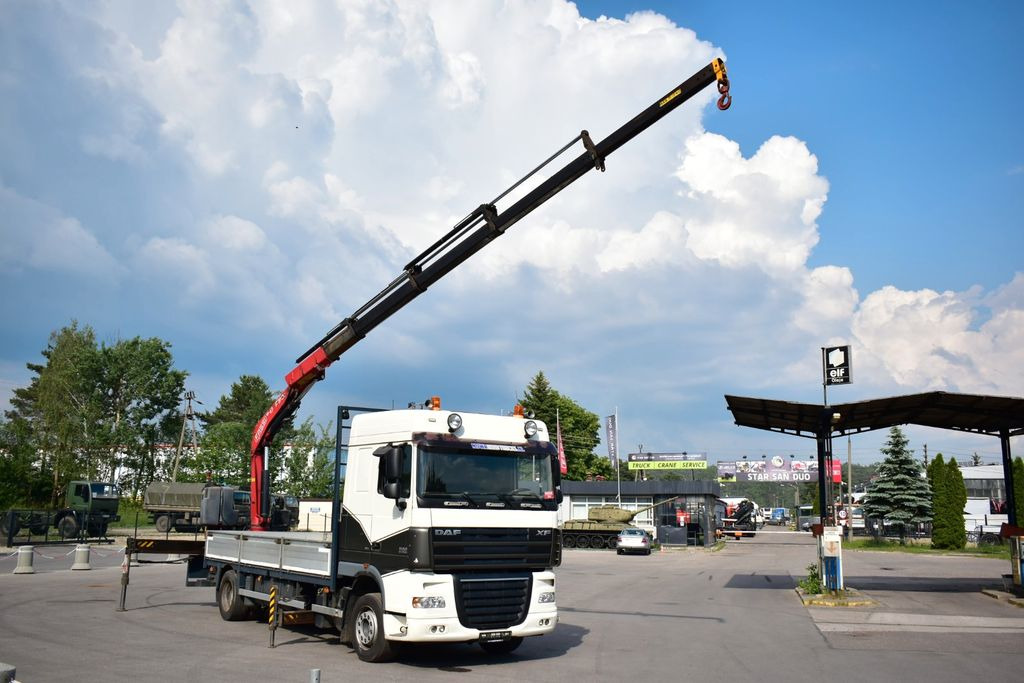 DAF XF 105.410 4x2 FASSI F 190 Trailer - משאית מנוף, משאית צד נופל/ שטוחה: תמונה 1 DAF XF 105.410 4x2 FASSI F 190 Trailer - משאית מנוף, משאית צד נופל/ שטוחה: תמונה 1