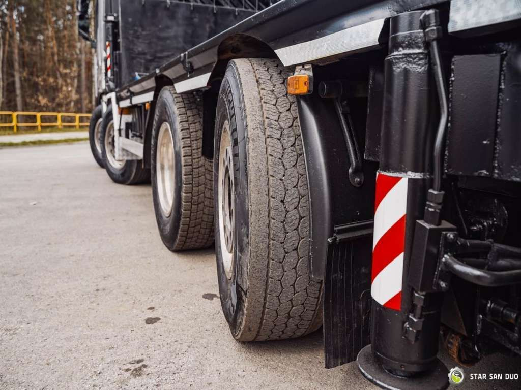 משאית מנוף Iveco  STRALIS AS320S50Y 8x2 HMF 8520-0K6 FLY JIB Winc: תמונה 27